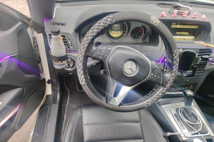 Used Mercedes-Benz E-Class 2011 E 260 CGI Coupe Steering Wheel