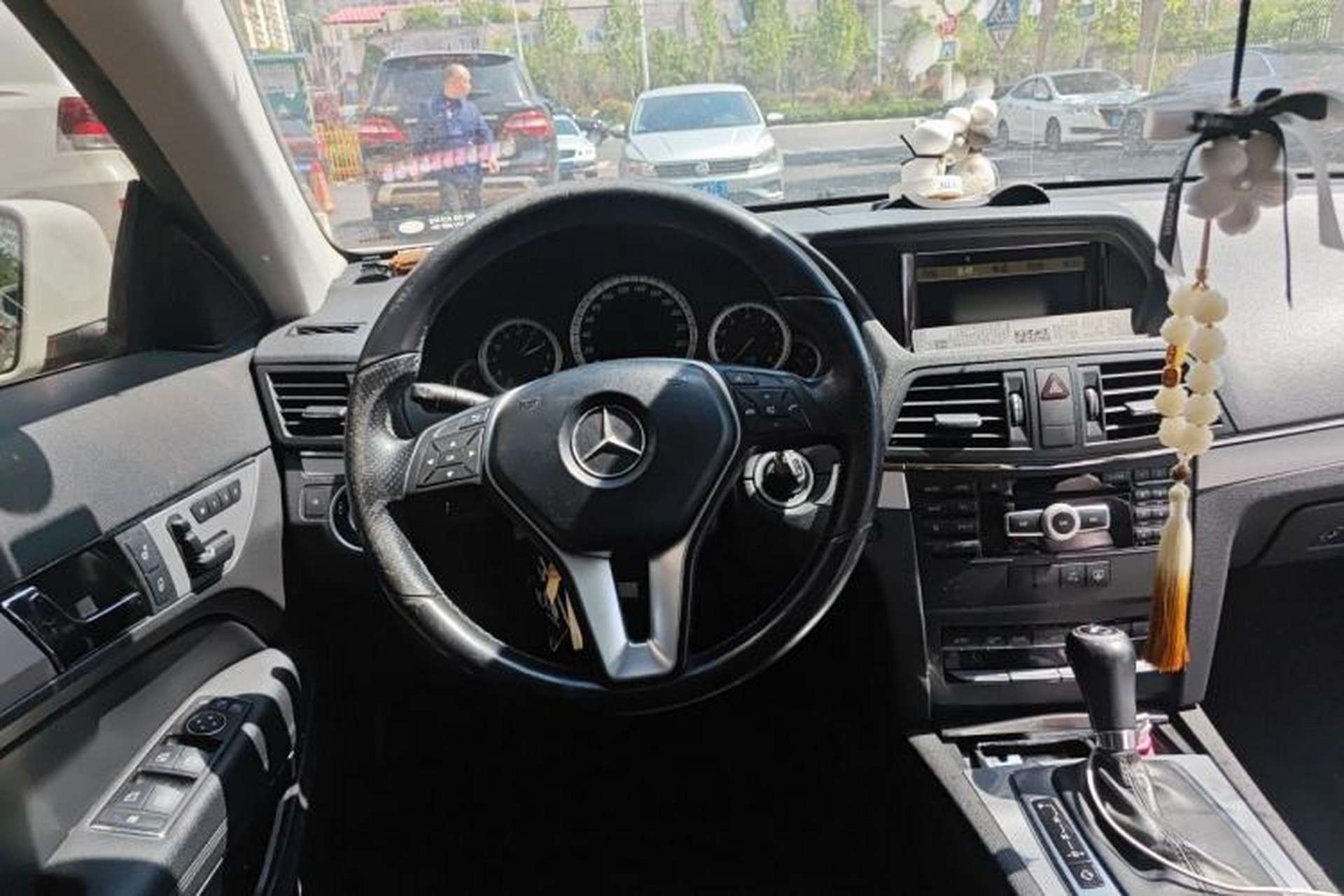 Used Mercedes-Benz E-Class 2011 E 260 CGI Coupe Steering Wheel