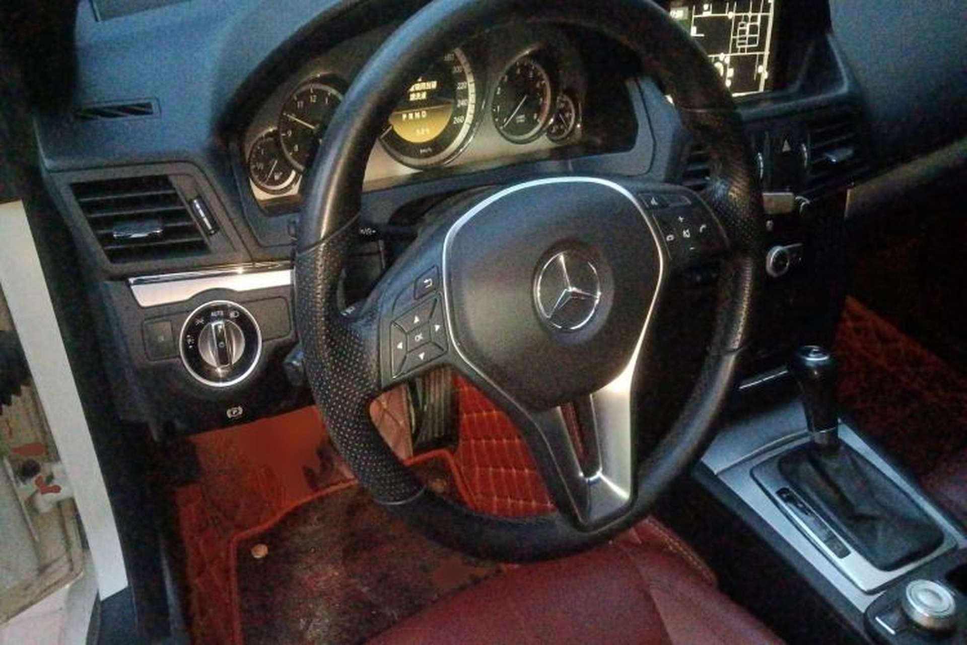 Used Mercedes-Benz E-Class 2011 E 260 CGI Coupe Steering Wheel