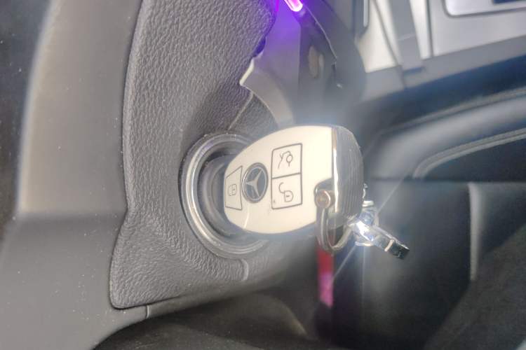 Used Mercedes-Benz E-Class 2011 E 260 CGI Coupe Vehicle Key