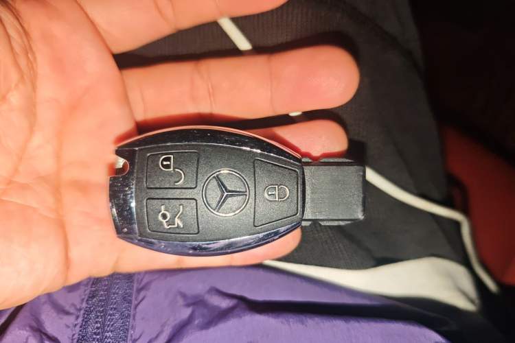 Used Mercedes-Benz E-Class 2011 E 260 CGI Convertible Edition Vehicle Key