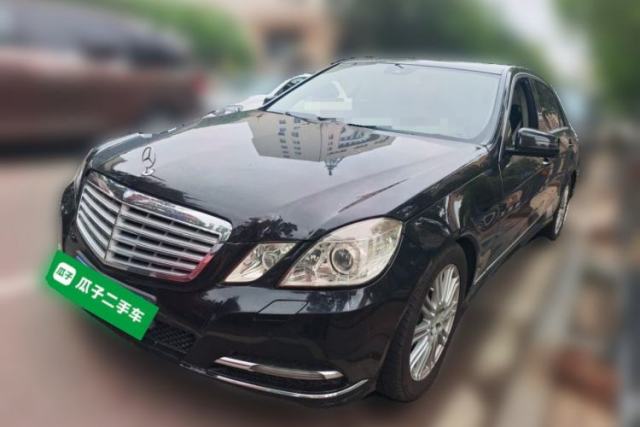 Ojetý Mercedes-Benz E-Class 2012 E 300 L Elegant Model