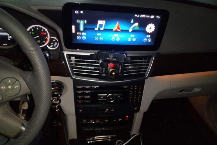 Used Mercedes-Benz E-Class 2012 E 300 L Elegant Model Audio And AC Panel