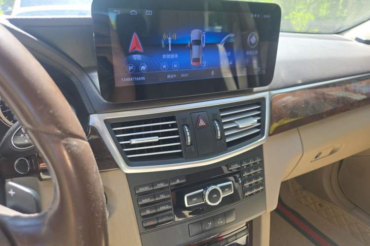Used Mercedes-Benz E-Class 2012 E 260 L CGI Fashion Model Audio And AC Panel