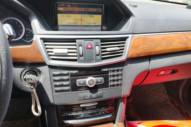 Used Mercedes-Benz E-Class 2012 E 200 L CGI Elegant Model Audio And AC Panel