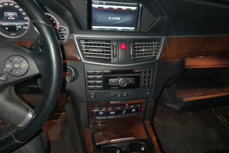 Used Mercedes-Benz E-Class 2012 E 300 L Elegant Model Audio And AC Panel