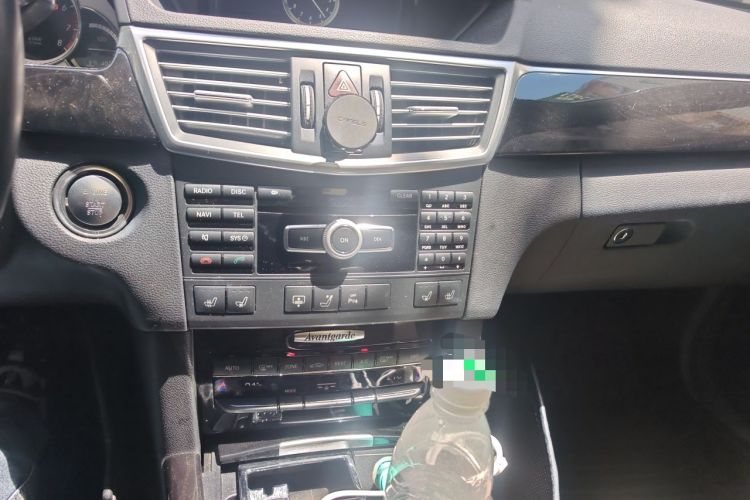Used Mercedes-Benz E-Class 2012 E 300 L Fashion Model Audio And AC Panel
