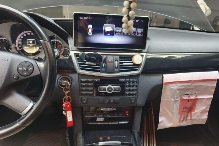 Used Mercedes-Benz E-Class 2012 E 260 L CGI Fashion Model Audio And AC Panel