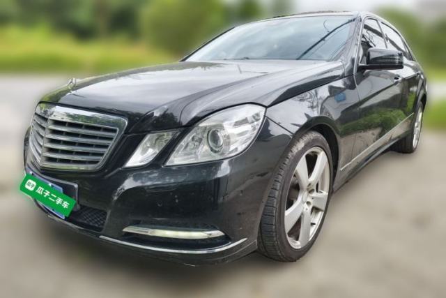 Ojetý Mercedes-Benz E-Class 2012 E 300 L Elegant Model