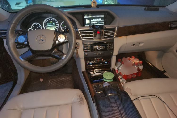 Used Mercedes-Benz E-Class 2012 E 300 L Elegant Model Center Console