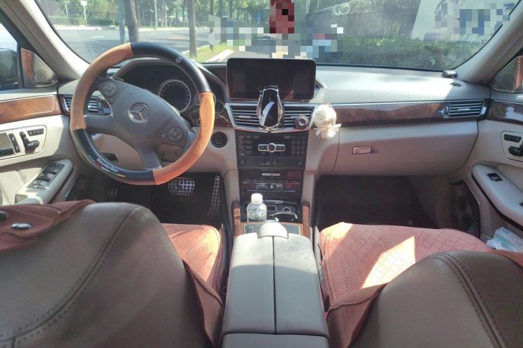 Used Mercedes-Benz E-Class 2012 E 300 L Elegant Model Center Console