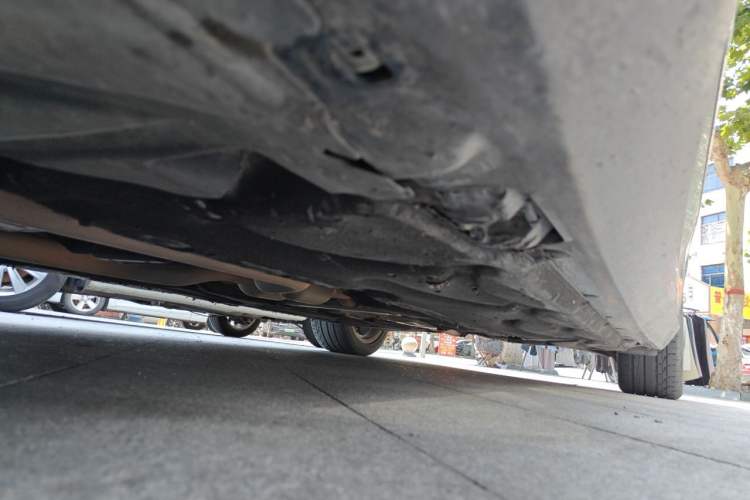 Used Mercedes-Benz E-Class 2012 E 300 L Fashion Model Chassis Front Left