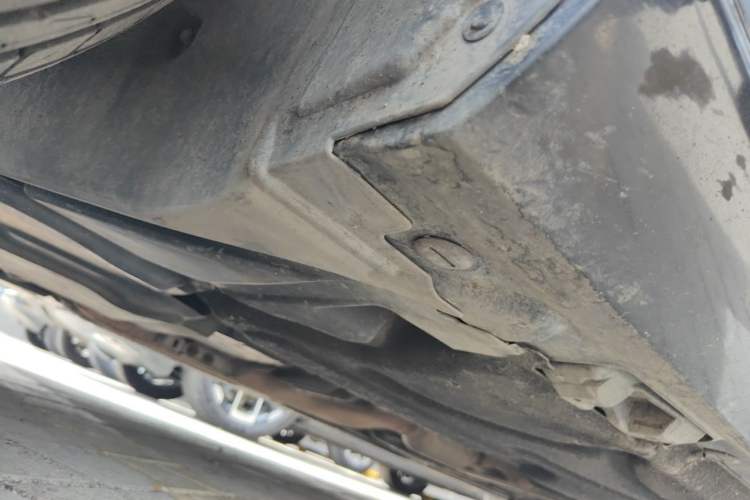 Used Mercedes-Benz E-Class 2012 E 260 L CGI Fashion Model Chassis Front Left