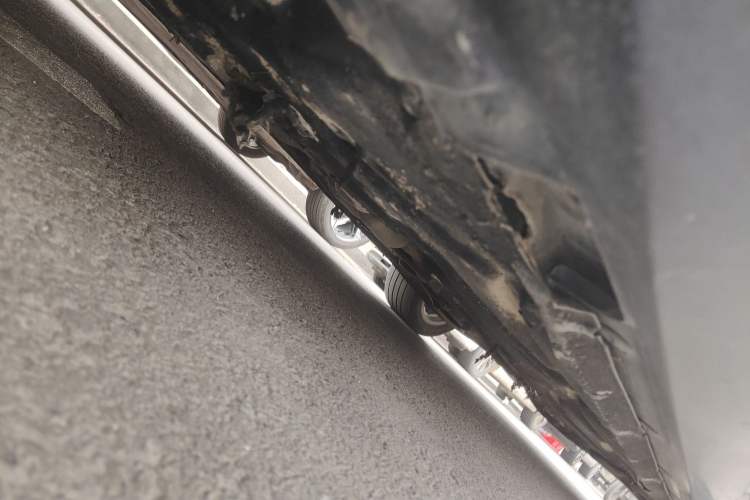 Used Mercedes-Benz E-Class 2012 E 300 L Elegant Model Chassis Front Left