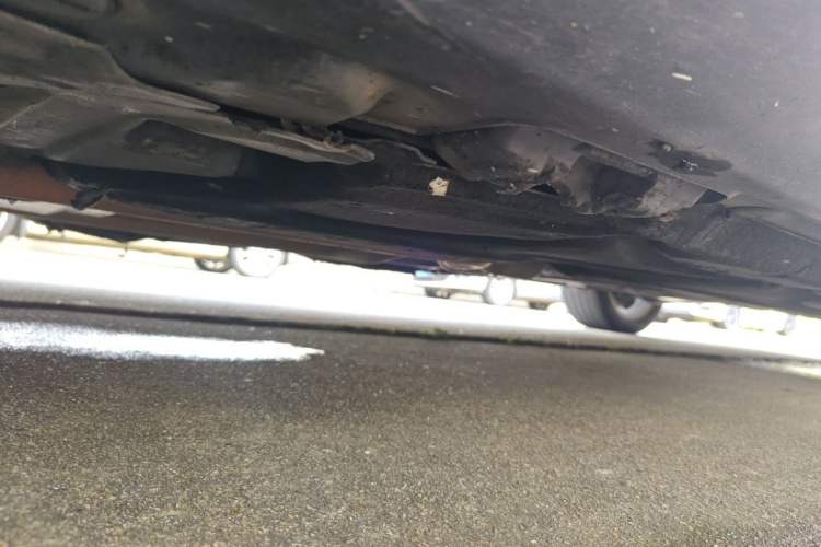 Used Mercedes-Benz E-Class 2012 E 300 L Elegant Model Chassis Front Left