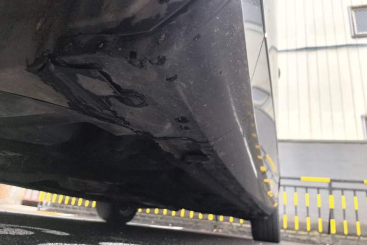 Used Mercedes-Benz E-Class 2012 E 300 L Fashion Model Chassis Front Left