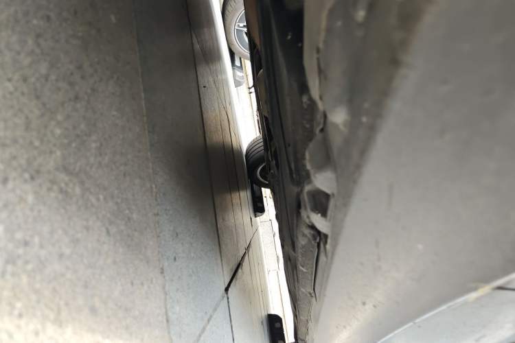 Used Mercedes-Benz E-Class 2012 E 200 L CGI Elegant Model Chassis Front Left