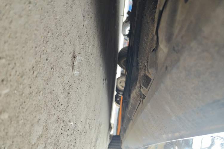 Used Mercedes-Benz E-Class 2012 E 300 L Elegant Model Chassis Front Left