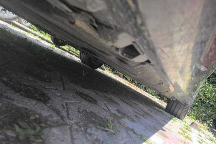 Used Mercedes-Benz E-Class 2012 E 300 L Elegant Model Chassis Front Left