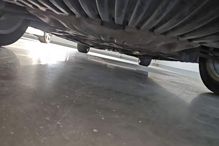 Used Mercedes-Benz E-Class 2012 E 300 L Elegant Model Chassis Front