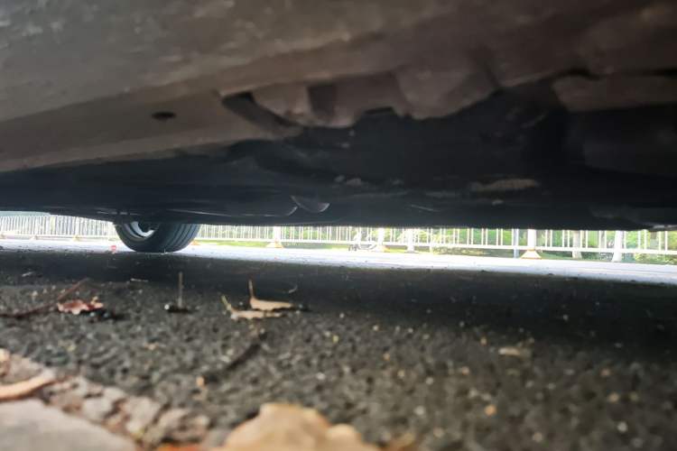 Used Mercedes-Benz E-Class 2012 E 260 L CGI Fashion Model Chassis Front Right