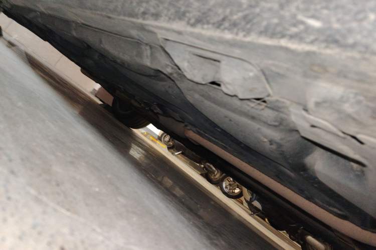 Used Mercedes-Benz E-Class 2012 E 200 L CGI Elegant Model Chassis Front Right