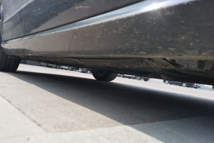Used Mercedes-Benz E-Class 2012 E 300 L Fashion Model Chassis Front Right