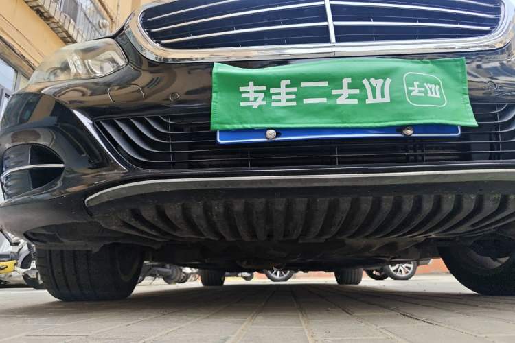Used Mercedes-Benz E-Class 2012 E 260 L CGI Fashion Model Chassis Front