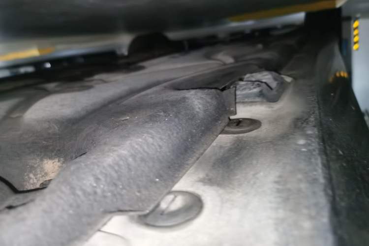 Used Mercedes-Benz E-Class 2012 E 200 L CGI Elegant Model Chassis Rear Left