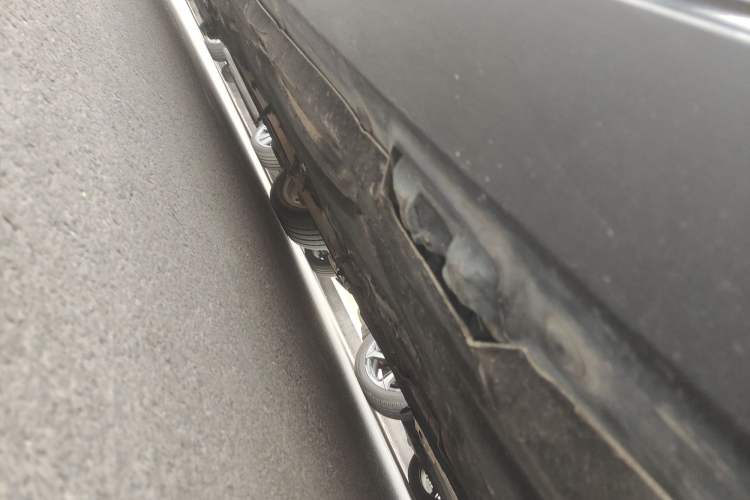 Used Mercedes-Benz E-Class 2012 E 300 L Elegant Model Chassis Rear Left