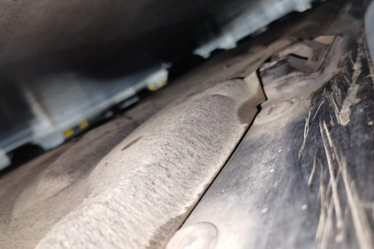 Used Mercedes-Benz E-Class 2012 E 260 L CGI Fashion Model Chassis Rear Left