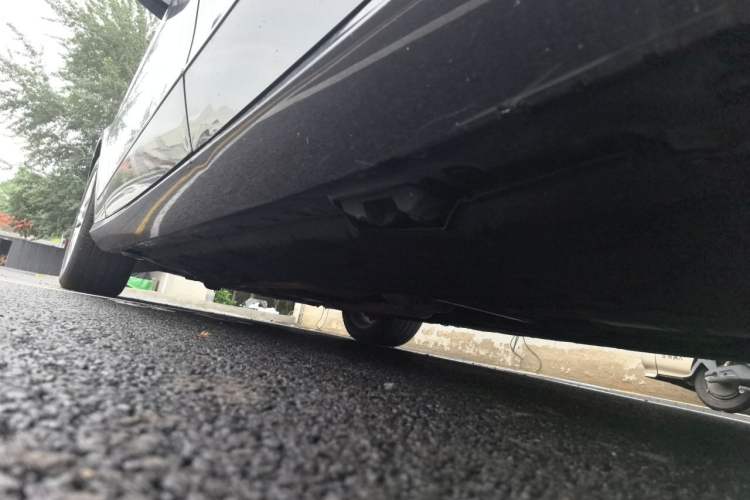 Used Mercedes-Benz E-Class 2012 E 300 L Fashion Model Chassis Rear Left