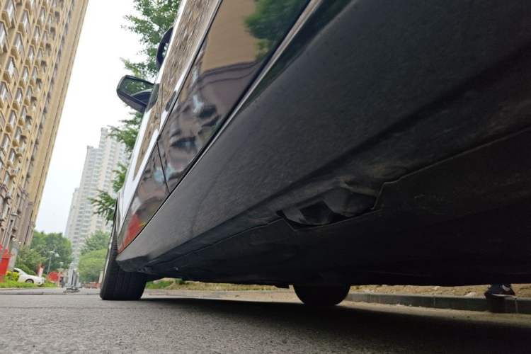 Used Mercedes-Benz E-Class  Chassis Rear Left