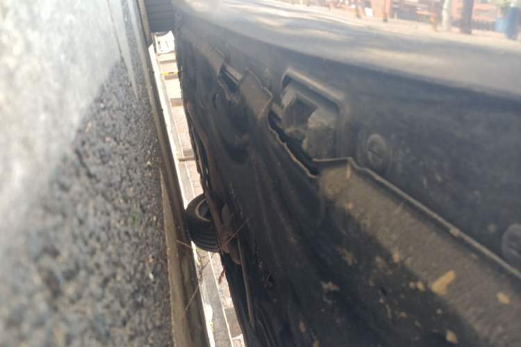 Used Mercedes-Benz E-Class 2012 E 300 L Elegant Model Chassis Rear Left