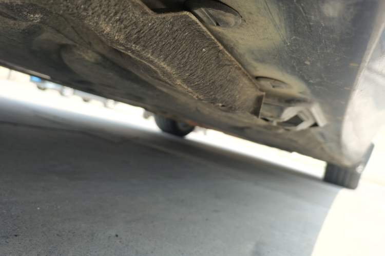 Used Mercedes-Benz E-Class 2012 E 300 L Fashion Model Chassis Rear Right