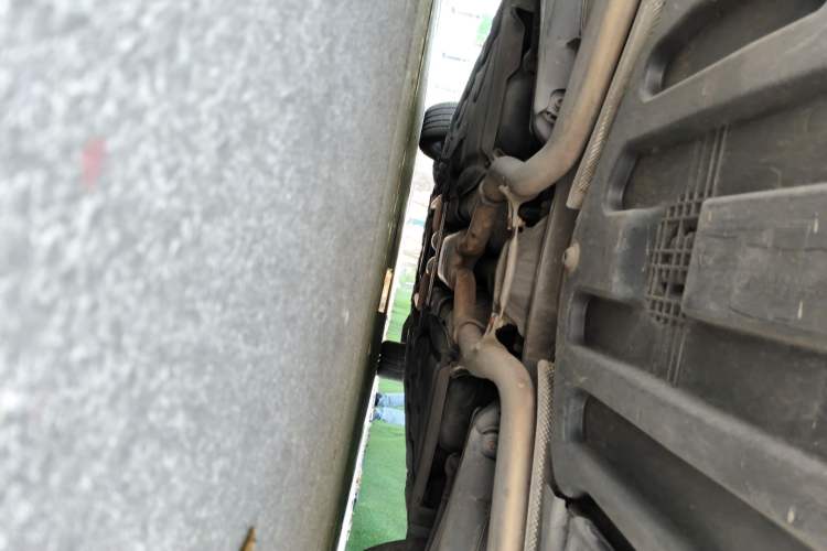Used Mercedes-Benz E-Class 2012 E 300 L Elegant Model Chassis Rear