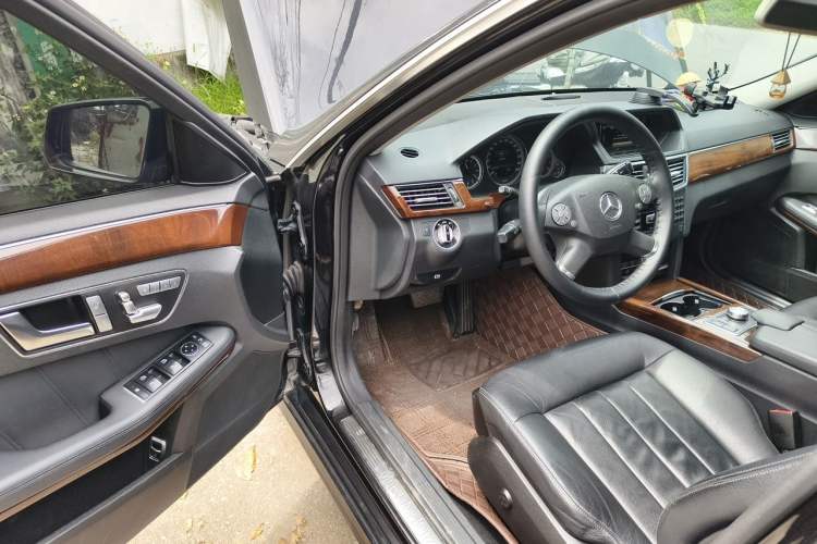 Used Mercedes-Benz E-Class 2012 E 300 L Elegant Model Driver Seat