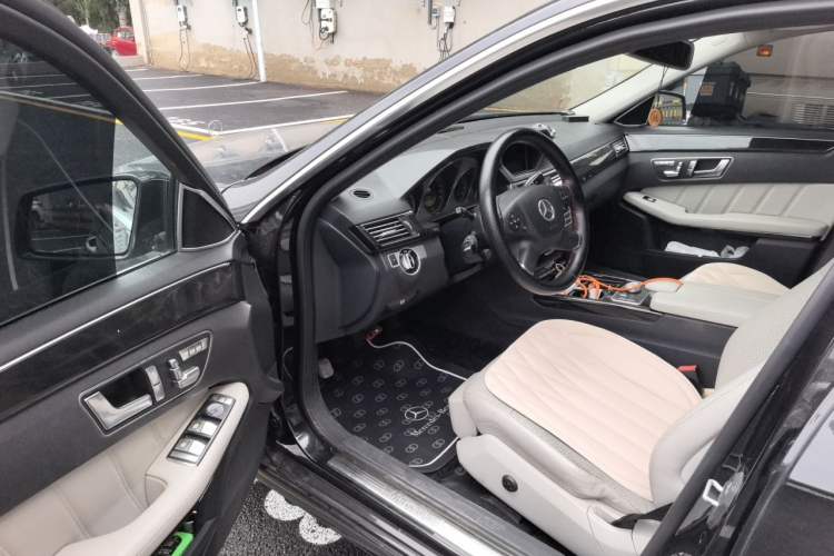 Used Mercedes-Benz E-Class 2012 E 300 L Fashion Model Driver Seat