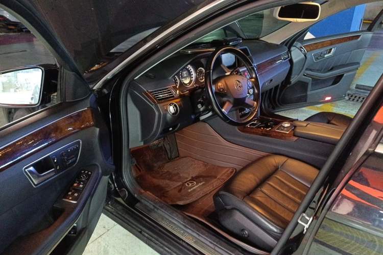 Used Mercedes-Benz E-Class 2012 E 300 L Elegant Model Driver Seat