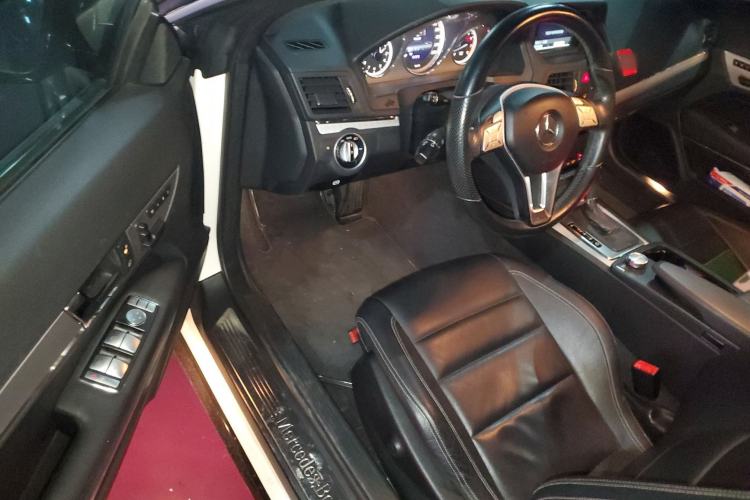 Used Mercedes-Benz E-Class 2012 E 200 CGI Coupe Driver Seat