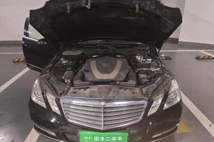 Used Mercedes-Benz E-Class 2012 E 300 L Elegant Model Engine Bay