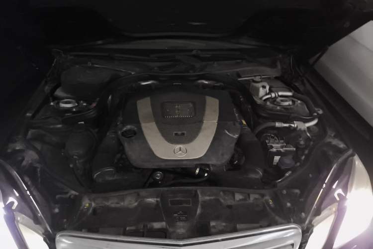Used Mercedes-Benz E-Class 2012 E 300 L Elegant Model Engine Bay