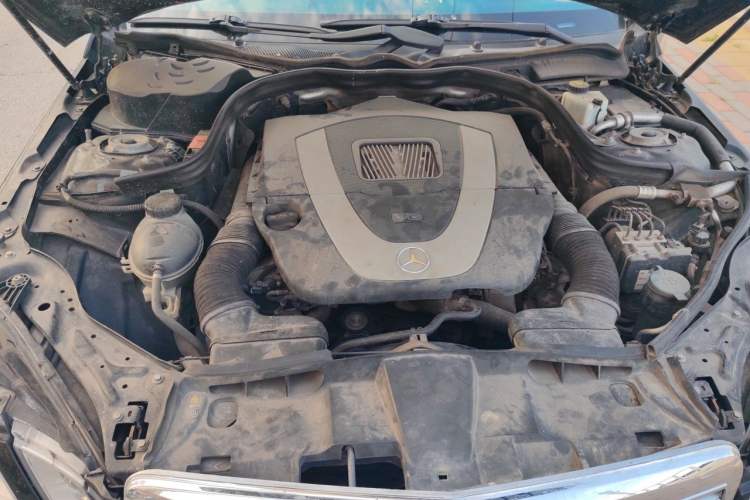 Used Mercedes-Benz E-Class 2012 E 300 L Elegant Model Engine Bay