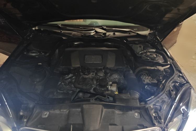 Used Mercedes-Benz E-Class 2012 E 300 L Elegant Model Engine Bay