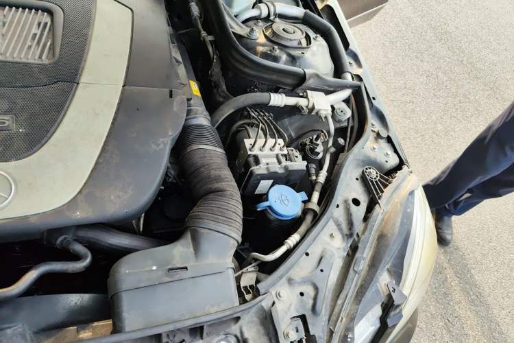 Used Mercedes-Benz E-Class 2012 E 300 L Stylish Luxury Model Engine Bay Left