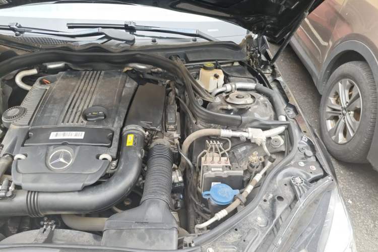 Used Mercedes-Benz E-Class 2012 E 200 L CGI Elegant Model Engine Bay Left