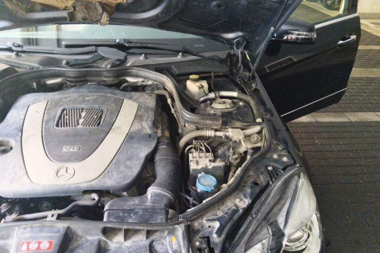 Used Mercedes-Benz E-Class 2012 E 300 L Stylish Luxury Model Engine Bay Left