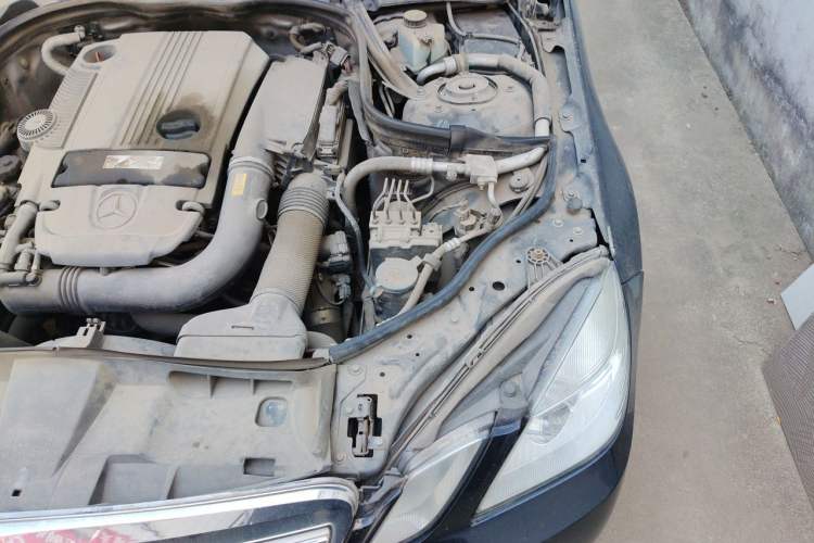 Used Mercedes-Benz E-Class 2012 E 200 L CGI Elegant Model Engine Bay Left