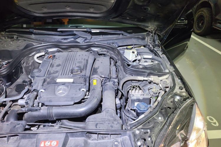 Used Mercedes-Benz E-Class 2012 E 200 L CGI Elegant Model Engine Bay Left
