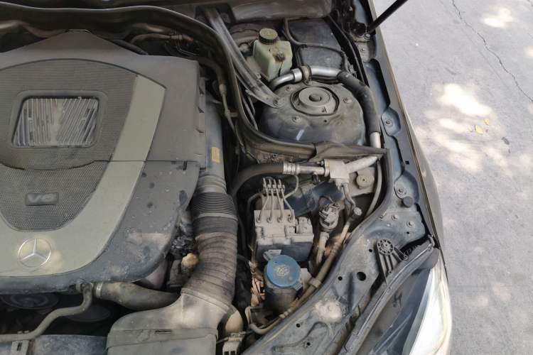Used Mercedes-Benz E-Class 2012 E 300 L Stylish Luxury Model Engine Bay Left